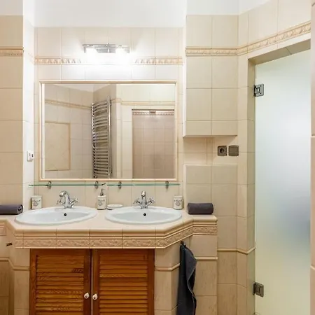 Slovakia Bratislava's Regal Hideaway Apartment Bratislava
